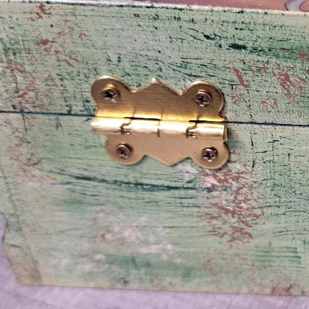 Handcrafted Childs Memory Box - Picture 6 of 6